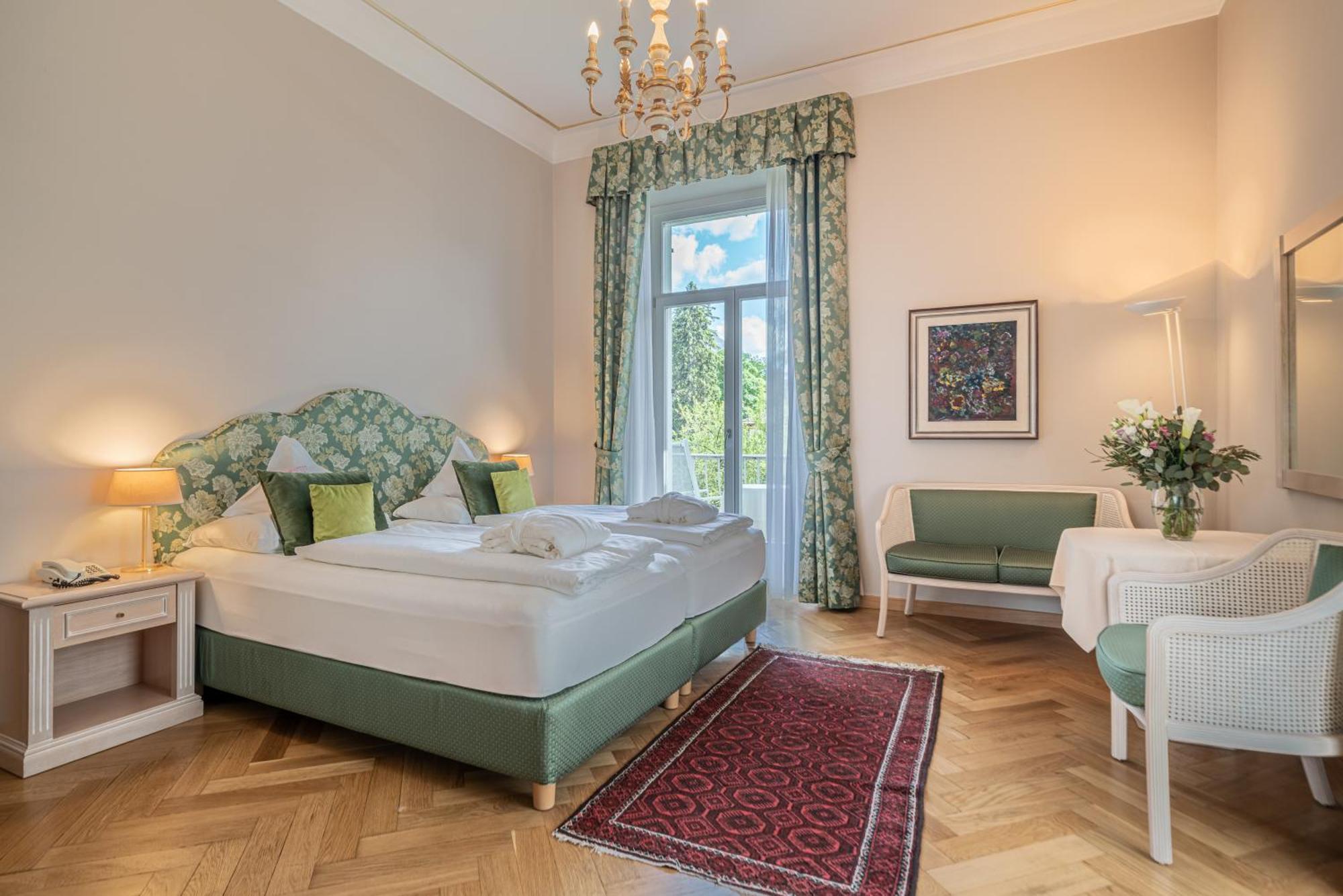 Hotel Adria 4*